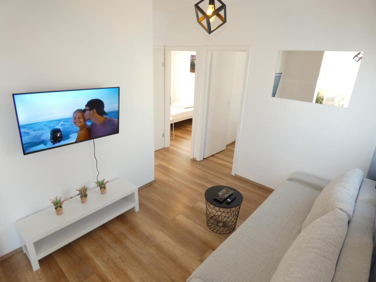 Holiday House Sia Ясенице Екстериор снимка